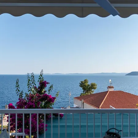 Sandra Seaview Apartament