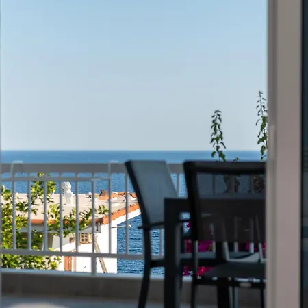 Apartament Sandra Seaview *