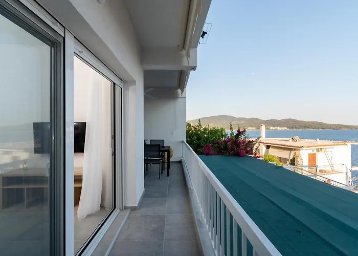 Sandra Seaview