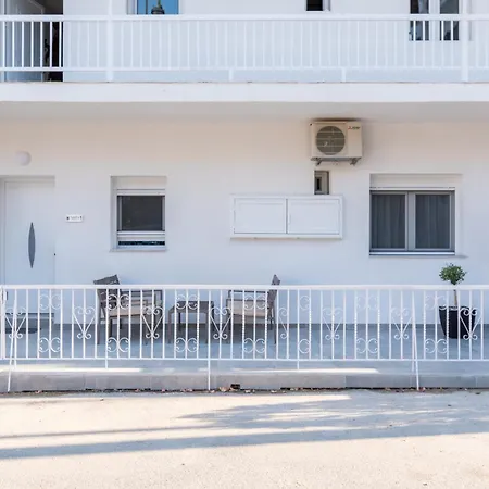 Sandra Seaview Apartmán