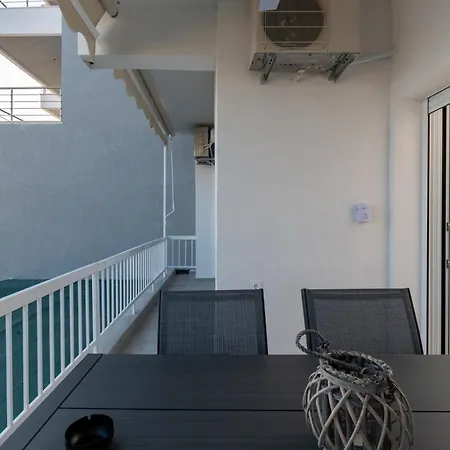 Sandra Seaview Apartmán